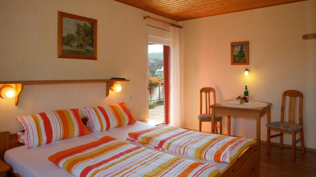 Gasthaus Trifelsblick Wernersberg Habitación foto